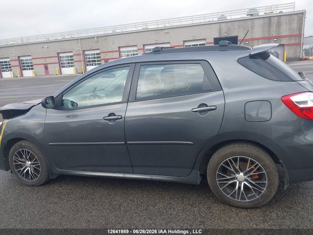 12641989 :رقم المزاد ، 2T1KU4EE5AC223084 vin ، 2010 Toyota Matrix مزاد بيع