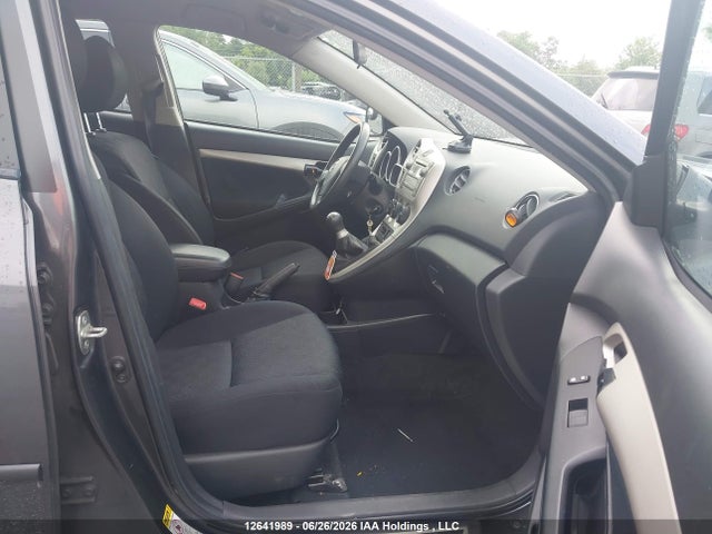 12641989 :رقم المزاد ، 2T1KU4EE5AC223084 vin ، 2010 Toyota Matrix مزاد بيع