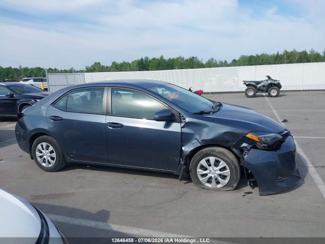 2017 Toyota Corolla Ce მანქანა იყიდება აუქციონზე, vin: 2T1BURHE0HC883388, აუქციონის ნომერი: 12646458