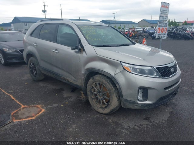 12637711 :رقم المزاد ، 5XYKT3A60EG483981 vin ، 2014 Kia Sorento Lx/se مزاد بيع