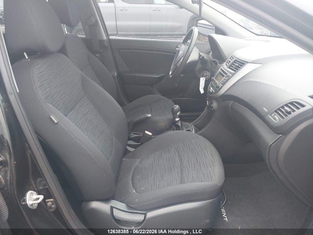 2016 Hyundai Accent L მანქანა იყიდება აუქციონზე, vin: KMHCT5AEXGU238349, აუქციონის ნომერი: 12638385