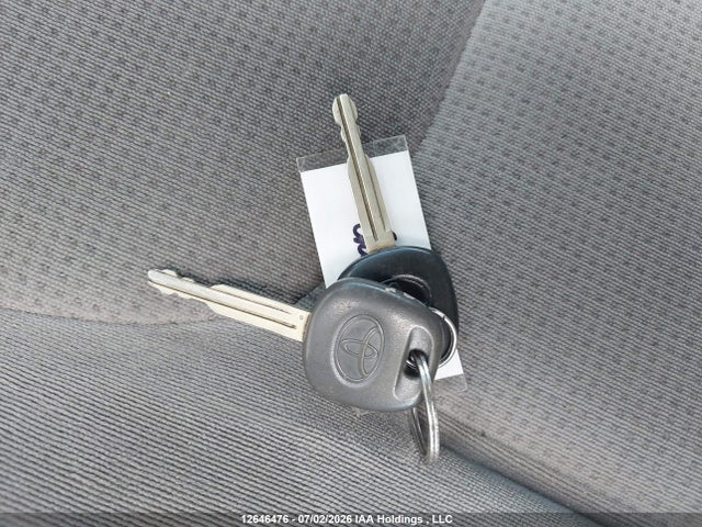 2004 Toyota Sienna Ce/le მანქანა იყიდება აუქციონზე, vin: 5TDZA23C94S006565, აუქციონის ნომერი: 12646476