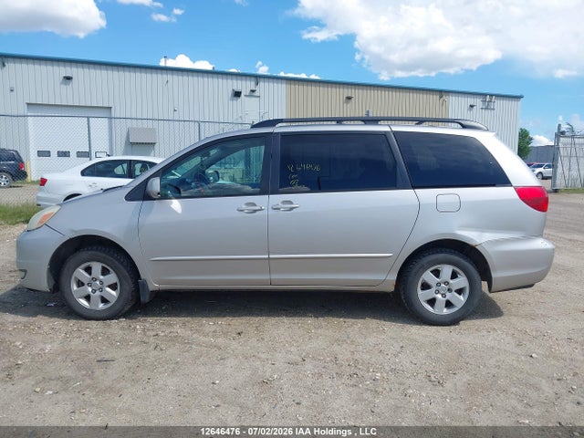 2004 Toyota Sienna Ce/le მანქანა იყიდება აუქციონზე, vin: 5TDZA23C94S006565, აუქციონის ნომერი: 12646476