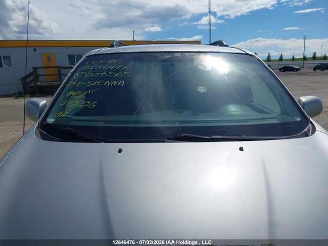 2004 Toyota Sienna Ce/le მანქანა იყიდება აუქციონზე, vin: 5TDZA23C94S006565, აუქციონის ნომერი: 12646476