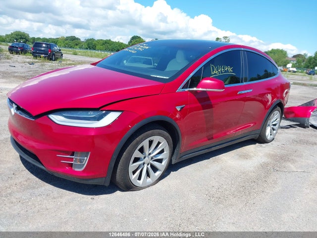 Tesla MODEL X 2020 5YJXCBE25LF233292 Image 2