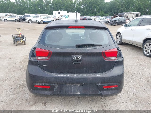 12646526 :رقم المزاد ، 3KPA25AD6ME386997 vin ، 2021 Kia Rio 5-door مزاد بيع