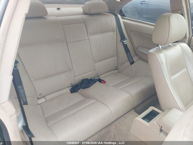 12646541 :رقم المزاد ، WBABD33454PL05582 vin ، 2004 Bmw 325ci مزاد بيع