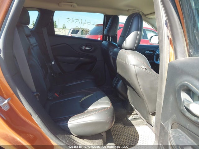 12646545 :رقم المزاد ، 1C4PJMBS5FW678735 vin ، 2015 Jeep Cherokee Trailhawk مزاد بيع