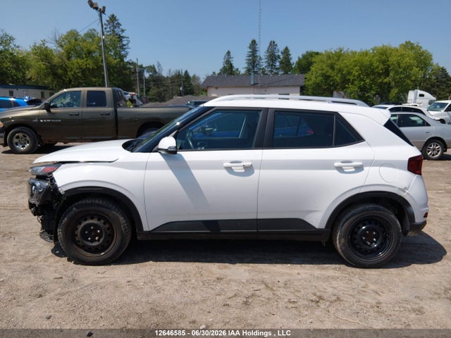 12646585 :رقم المزاد ، KMHRC8A32MU128580 vin ، 2021 Hyundai Venue Sel/denim مزاد بيع