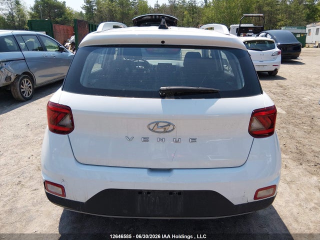 12646585 :رقم المزاد ، KMHRC8A32MU128580 vin ، 2021 Hyundai Venue Sel/denim مزاد بيع