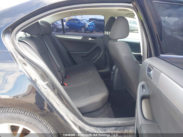 12646598 :رقم المزاد ، 3VW267AJ7GM317009 vin ، 2016 Volkswagen Jetta S مزاد بيع