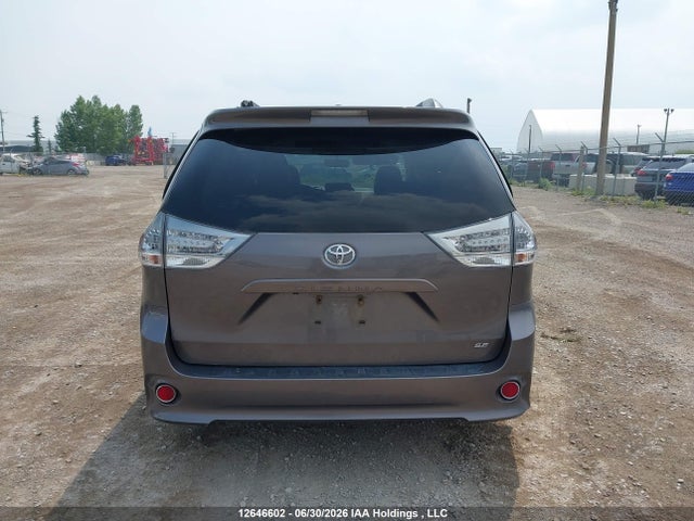2014 Toyota Sienna Sport მანქანა იყიდება აუქციონზე, vin: 5TDXK3DC4ES520334, აუქციონის ნომერი: 12646602