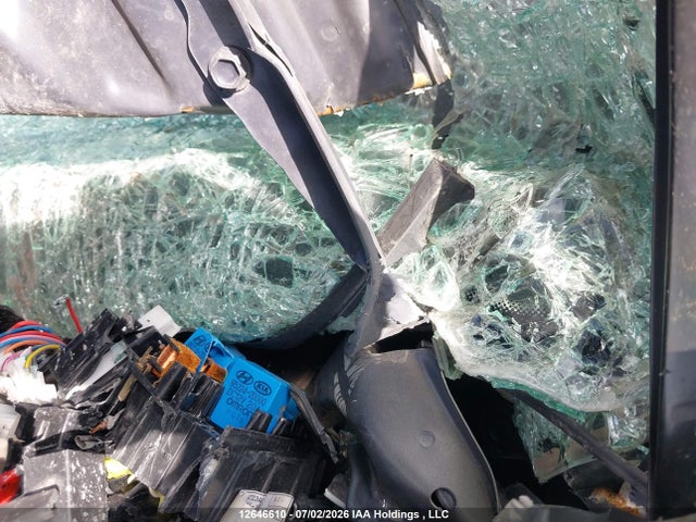 12646610 :رقم المزاد ، KMHCN3BCXBU196981 vin ، 2011 Hyundai Accent L مزاد بيع