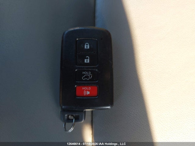 5TDJKRFH6FS115112 Toyota Highlander Xle