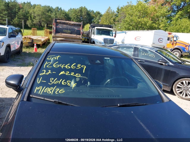 W1K3G4FB6NJ361684 Mercedes-Benz A 220 4matic