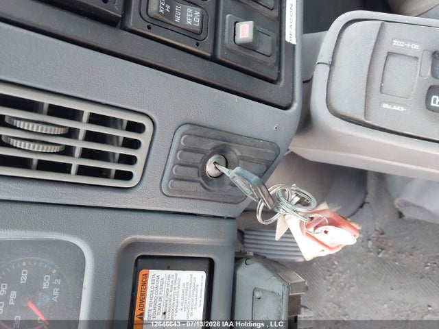 Продаж на аукціоні авто 2007 International 7000 7300, vin: 1HTWBAAN07J422006, номер лоту: 12646643