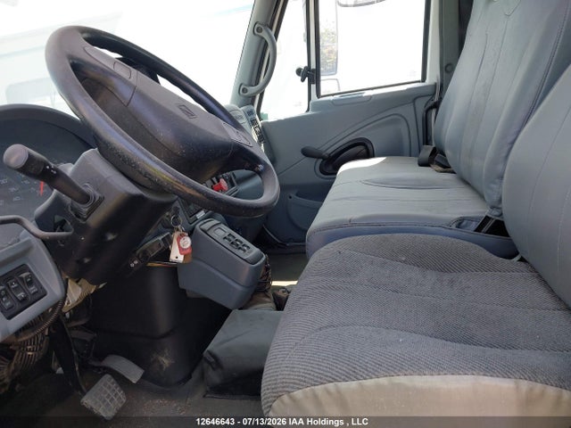 Продаж на аукціоні авто 2007 International 7000 7300, vin: 1HTWBAAN07J422006, номер лоту: 12646643