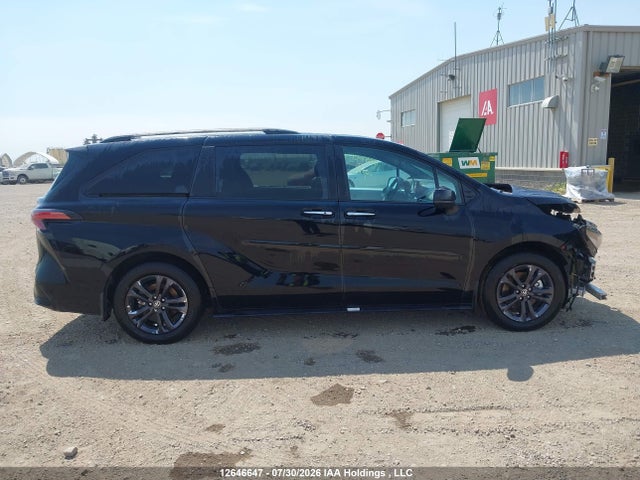 5TDGSKFC4SS174918 Toyota Sienna Le/xse/limited/platinum