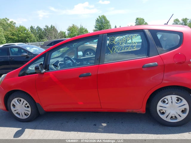 Продажа на аукционе авто 2011 Honda Fit, vin: JHMGE8G23BC802063, номер лота: 12646651