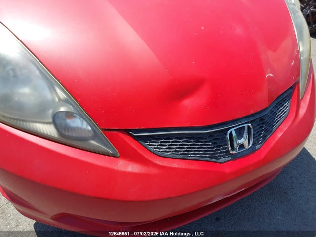 Продажа на аукционе авто 2011 Honda Fit, vin: JHMGE8G23BC802063, номер лота: 12646651
