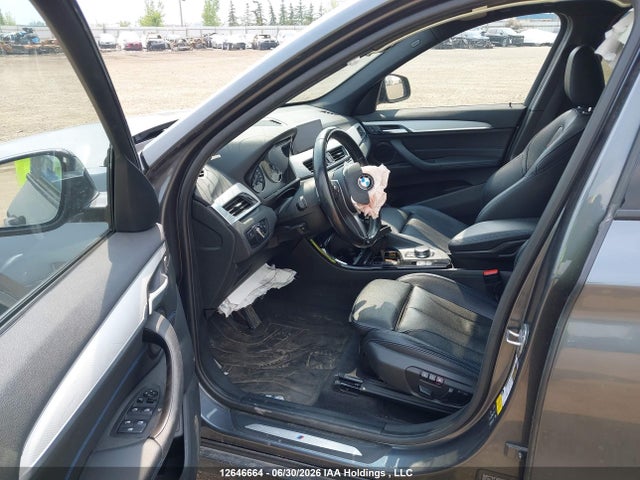 BMW X1 Xdrive28i 2016 WBXHT3C36G5E54712 Image 18