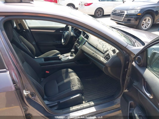 Продажа на аукционе авто 2017 Honda Civic Lx, vin: 2HGFC2F57HH004975, номер лота: 12646681