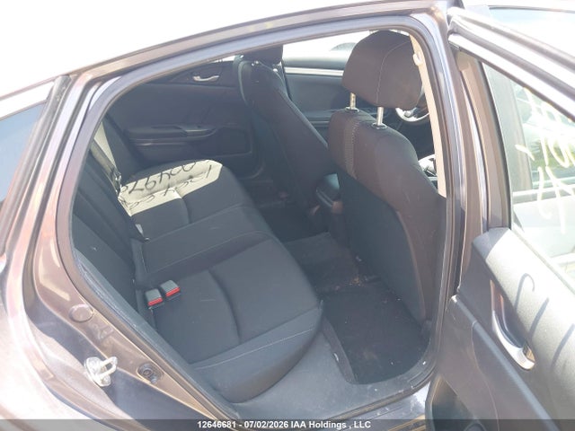 Продажа на аукционе авто 2017 Honda Civic Lx, vin: 2HGFC2F57HH004975, номер лота: 12646681
