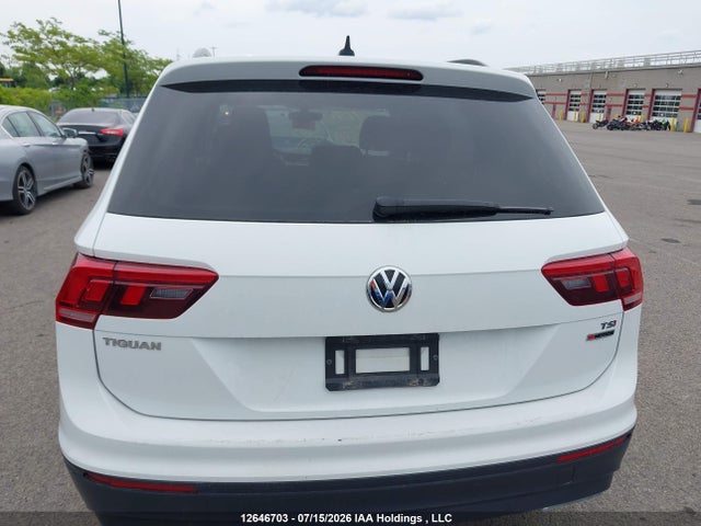 Aukcja sprzedaży 2018 Volkswagen Tiguan Comfortline, vin: 3VV2B7AX8JM130776, numer aukcji: 12646703