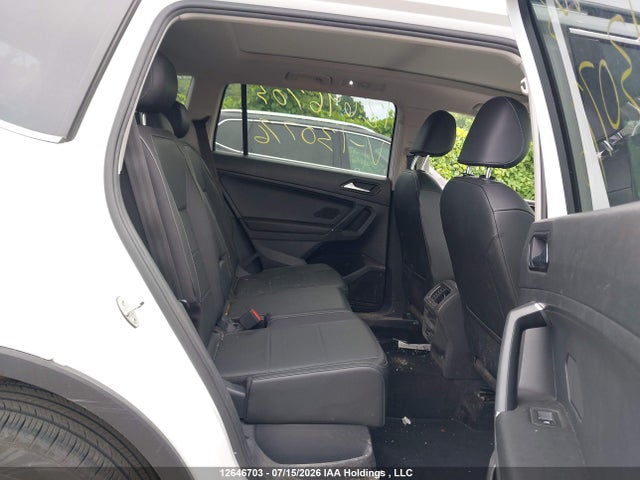 Aukcja sprzedaży 2018 Volkswagen Tiguan Comfortline, vin: 3VV2B7AX8JM130776, numer aukcji: 12646703