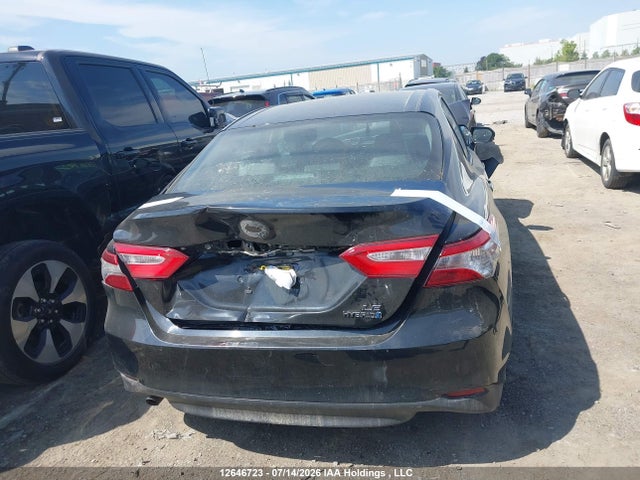 2019 Toyota Camry Hybrid Le მანქანა იყიდება აუქციონზე, vin: 4T1B31HK0KU515129, აუქციონის ნომერი: 12646723