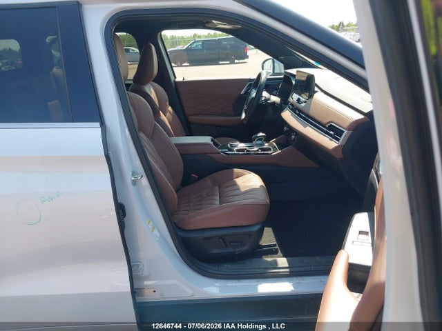 Продажа на аукционе авто 2025 Mitsubishi Outlander Gt Premium S-awc/gt S-awc, vin: JA4J4WA88SZ624301, номер лота: 12646744