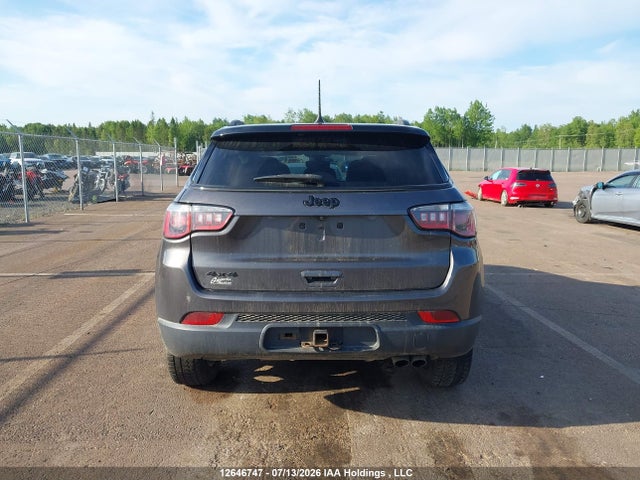 12646747 :رقم المزاد ، 3C4NJDBB4JT493646 vin ، 2018 Jeep Compass North مزاد بيع