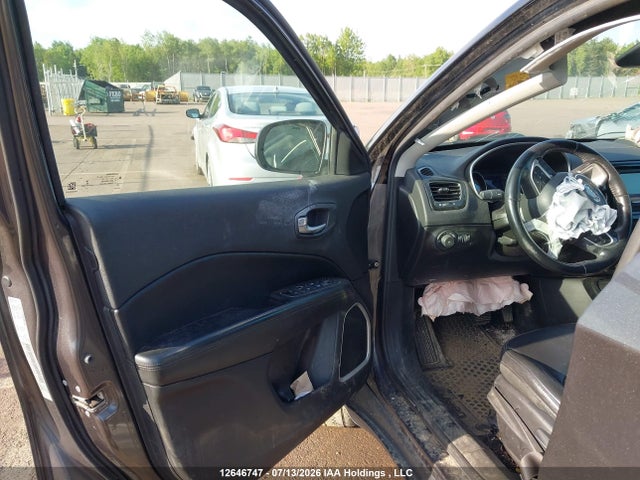 12646747 :رقم المزاد ، 3C4NJDBB4JT493646 vin ، 2018 Jeep Compass North مزاد بيع