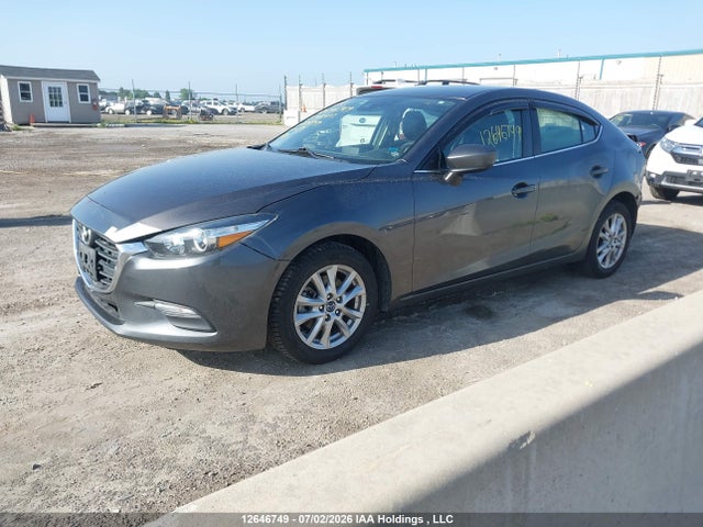 Mazda 3 SE 2018 3MZBN1T73JM224349 Image 2