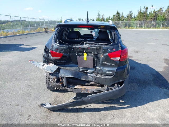 2013 Hyundai Tucson Gls/limited მანქანა იყიდება აუქციონზე, vin: KM8JUCAC8DU536398, აუქციონის ნომერი: 12646755