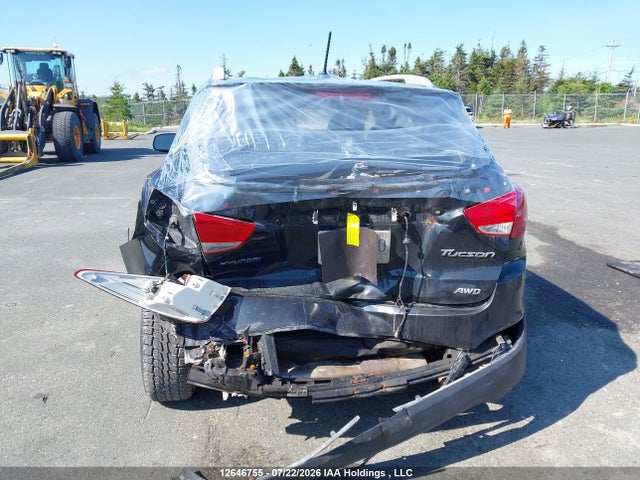 2013 Hyundai Tucson Gls/limited მანქანა იყიდება აუქციონზე, vin: KM8JUCAC8DU536398, აუქციონის ნომერი: 12646755