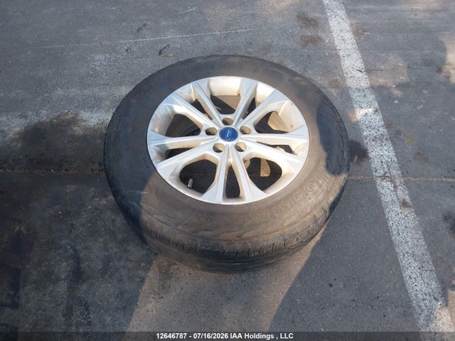 2017 Ford Escape მანქანა იყიდება აუქციონზე, vin: 1FMCU9GD3HUD13929, აუქციონის ნომერი: 12646787
