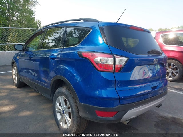 2017 Ford Escape მანქანა იყიდება აუქციონზე, vin: 1FMCU9GD3HUD13929, აუქციონის ნომერი: 12646787