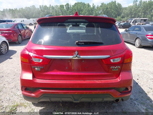 12646794 :رقم المزاد ، JA4AJ4AW4JZ606338 vin ، 2018 Mitsubishi Rvr Se Limited/gt مزاد بيع