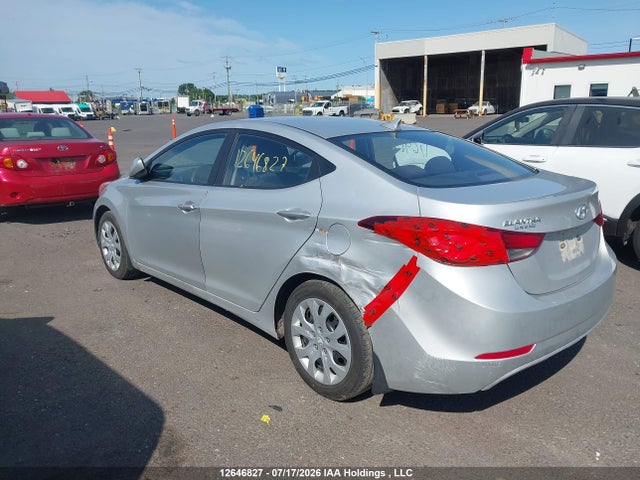 Hyundai ELANTRA GL 2015 5NPDH4AE8FH563157 Image 3