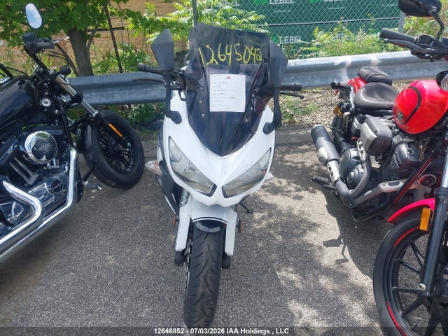 Kawasaki Zx1000 M 2014 JKAZXCM1XEA000221 Image 5