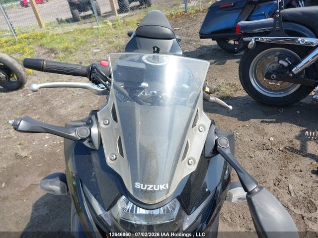 Suzuki GSX250R 2018 LC6DN11A8J1102704 Image 12