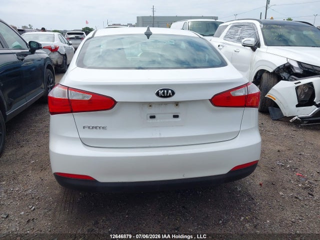 12646879 :رقم المزاد ، KNAFX4A61F5325104 vin ، 2015 Kia Forte 1.8l Lx/1.8l Lx+/lx+ Winter Edition مزاد بيع
