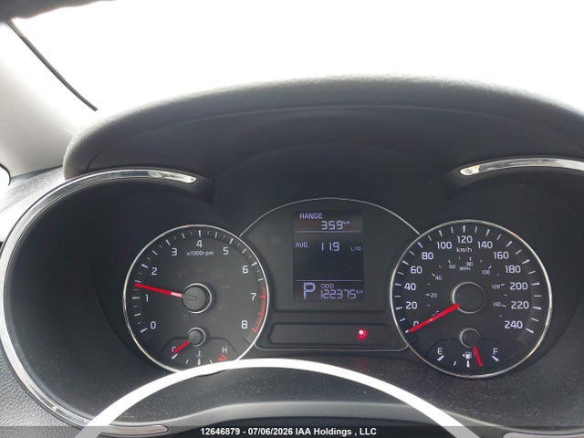 12646879 :رقم المزاد ، KNAFX4A61F5325104 vin ، 2015 Kia Forte 1.8l Lx/1.8l Lx+/lx+ Winter Edition مزاد بيع