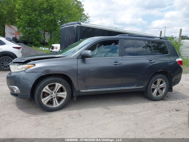 Продажа на аукционе авто 2011 Toyota Highlander V6, vin: 5TDBK3EH8BS052298, номер лота: 12646906