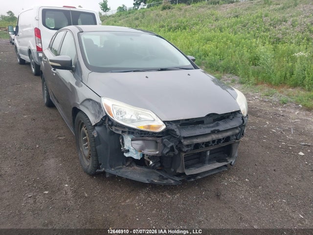 Ford Focus 2014 1FADP3K26EL297378 Image 1
