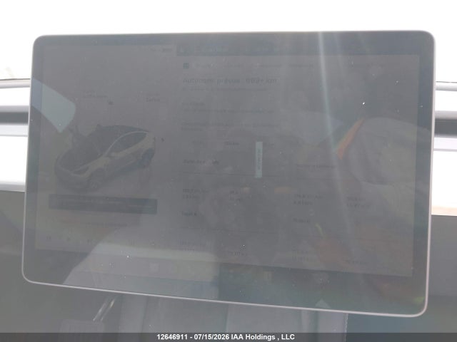 Tesla Model Y Long Range 2022 7SAYGDEE5NF510270 Image 7