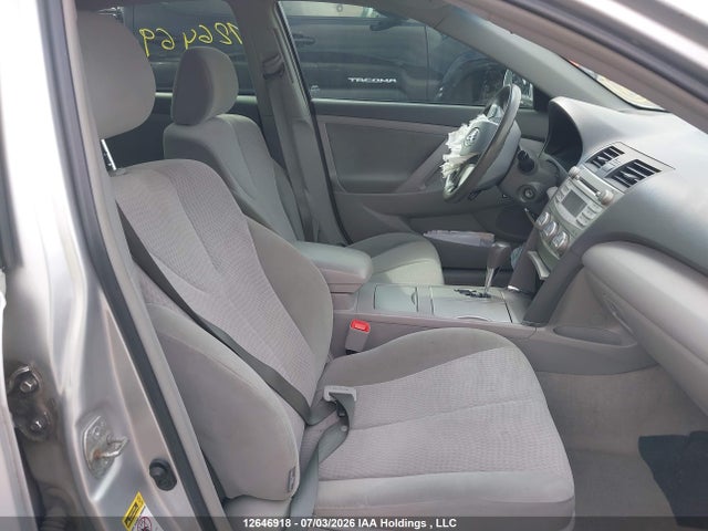 2010 Toyota Camry Se/le/xle მანქანა იყიდება აუქციონზე, vin: 4T1BF3EK3AU103437, აუქციონის ნომერი: 12646918