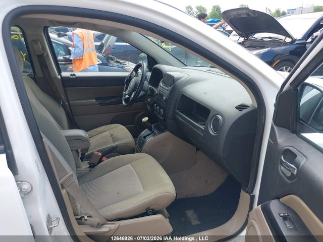 12646926 :رقم المزاد ، 1C4NJCAB6CD626511 vin ، 2012 Jeep Compass مزاد بيع