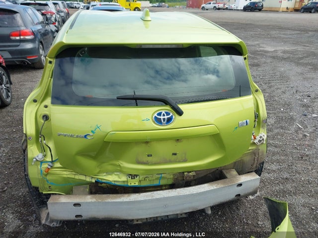 Продаж на аукціоні авто 2015 Toyota Prius C, vin: JTDKDTB32F1094990, номер лоту: 12646932